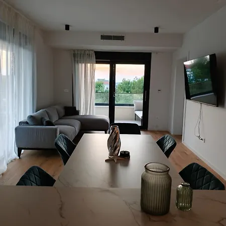 Safir * Privlaka (Zadar)